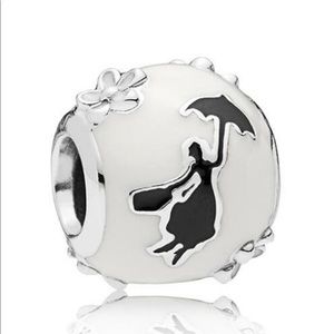 ☂️5/$25 Mary Poppins w/Umbrella Slider Charm Bead